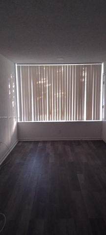 2851 N Oakland Forest Drive 102, Oakland Park, FL 33309