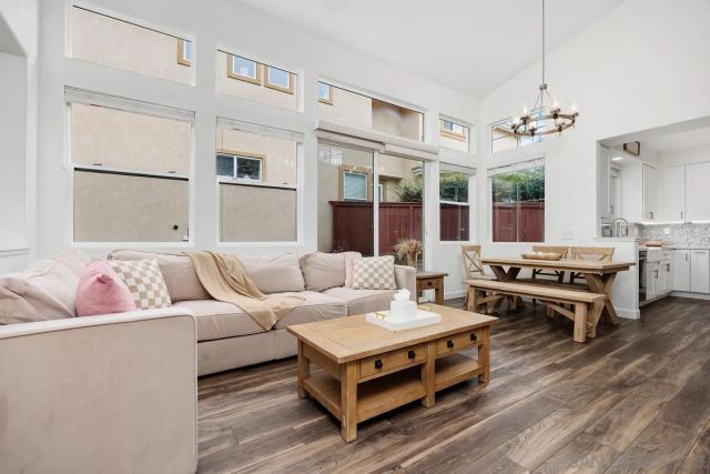 5512 Foxtail Loop, Carlsbad, CA 92010