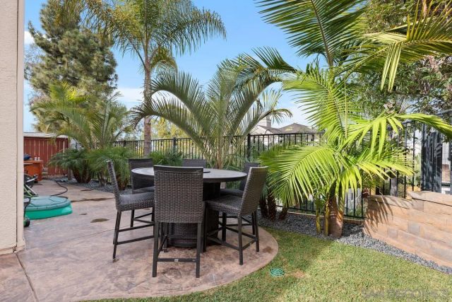 5512 Foxtail Loop, Carlsbad, CA 92010