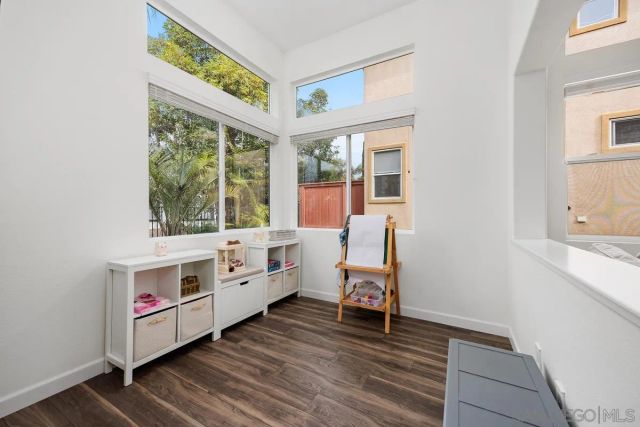 5512 Foxtail Loop, Carlsbad, CA 92010