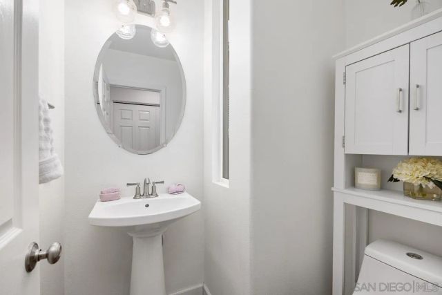 5512 Foxtail Loop, Carlsbad, CA 92010