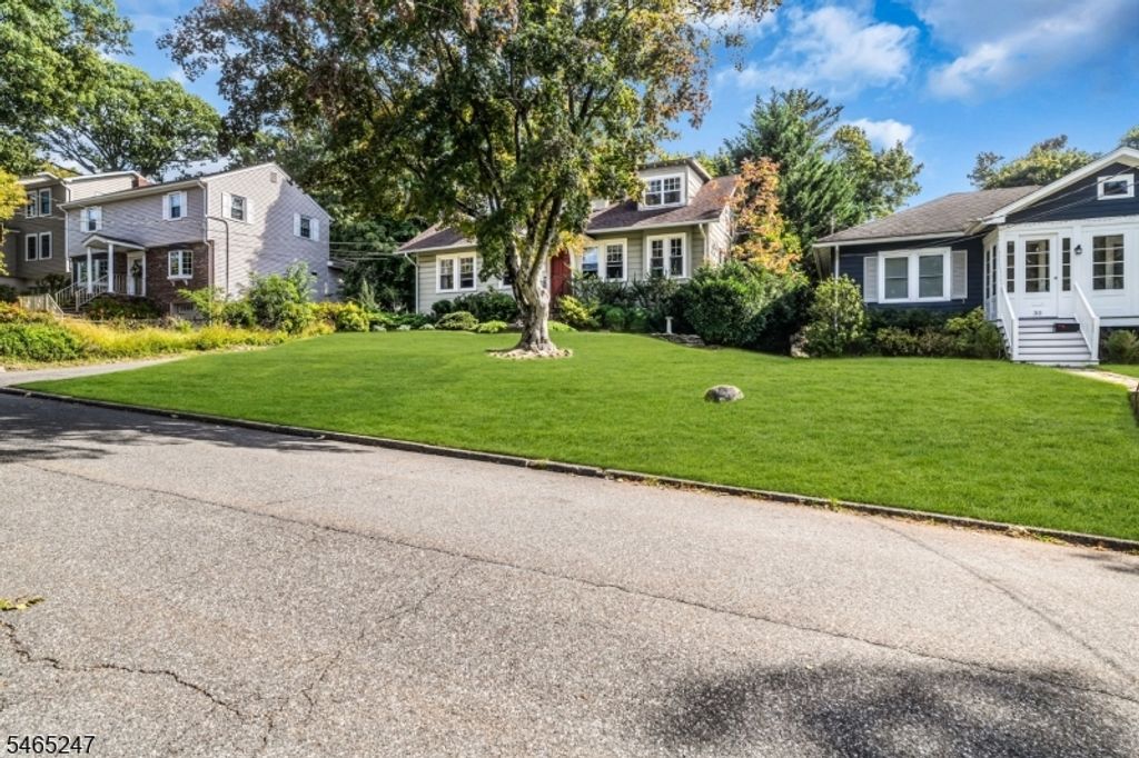 32 Ferndale Rd, North Caldwell Boro, NJ 07006 — photo 5