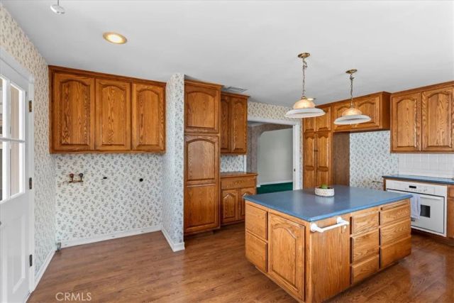2000 N Britton, Long Beach, CA 90815