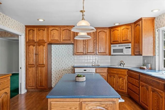2000 N Britton, Long Beach, CA 90815