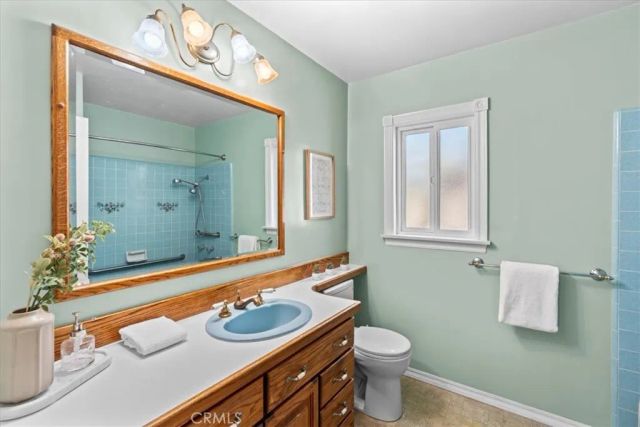 2000 N Britton, Long Beach, CA 90815