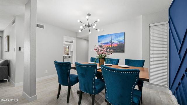 7329 N VIA CAMELLO DEL NORTE -- 115, Scottsdale, AZ 85258