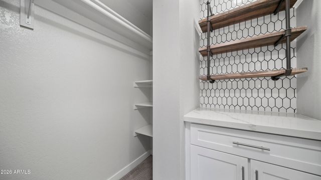 7329 N VIA CAMELLO DEL NORTE -- 115, Scottsdale, AZ 85258