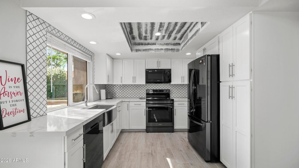 7329 N VIA CAMELLO DEL NORTE -- 115, Scottsdale, AZ 85258 — photo 3