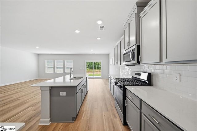 111 Madison Court, Gray Court, SC 29645