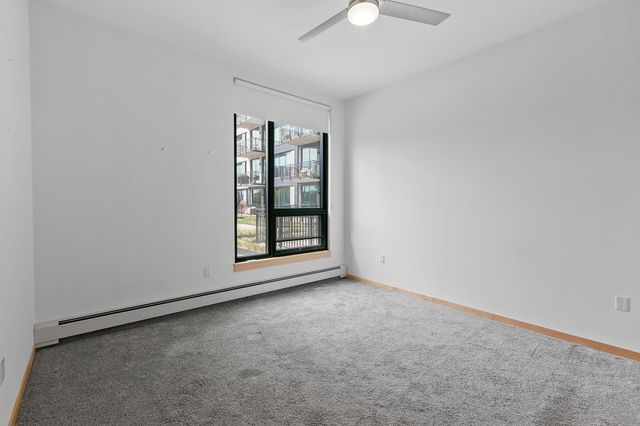 1240 S 2nd Street 225, Minneapolis, MN 55415