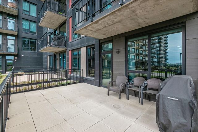 1240 S 2nd Street 225, Minneapolis, MN 55415