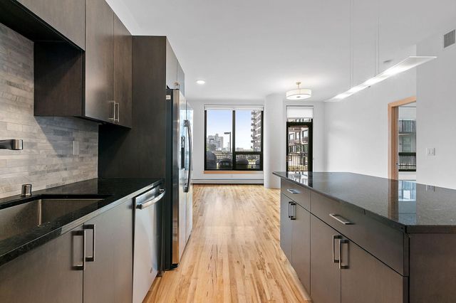 1240 S 2nd Street 225, Minneapolis, MN 55415