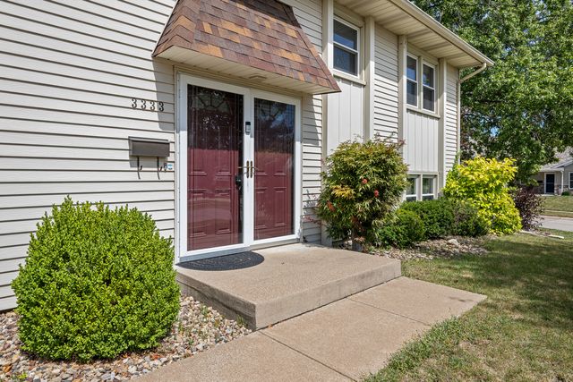 3333 35TH Avenue, Moline, IL 61265