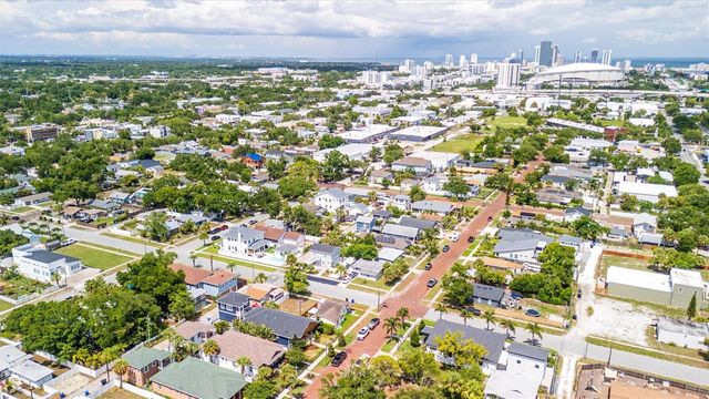 2517 4TH AVENUE S, St Petersburg, FL 33712