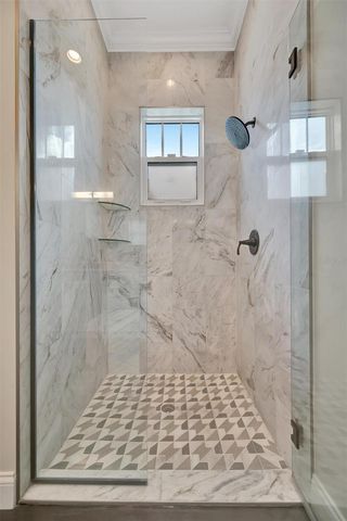 2517 4TH AVENUE S, St Petersburg, FL 33712