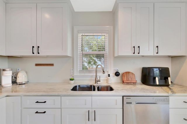 2517 4TH AVENUE S, St Petersburg, FL 33712