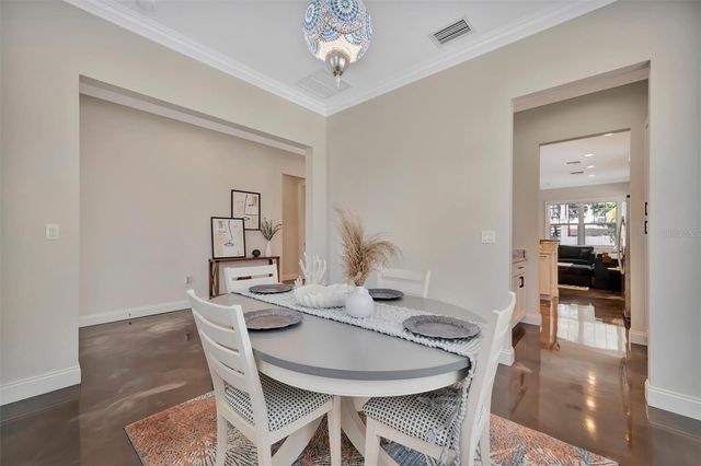 2517 4TH AVENUE S, St Petersburg, FL 33712