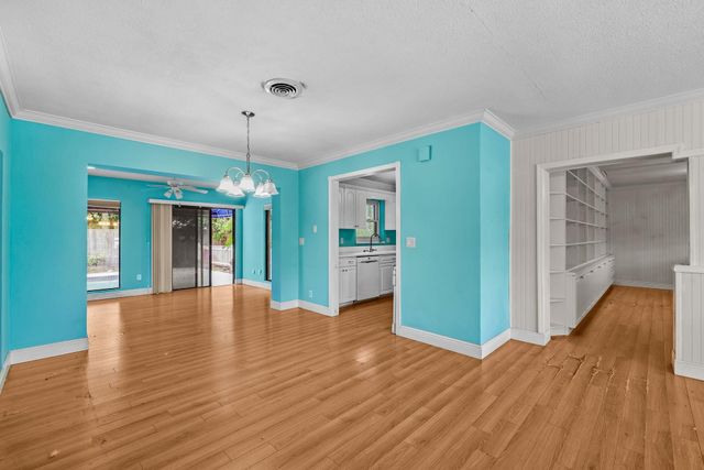 5221 NE 17th Avenue, Fort Lauderdale, FL 33334