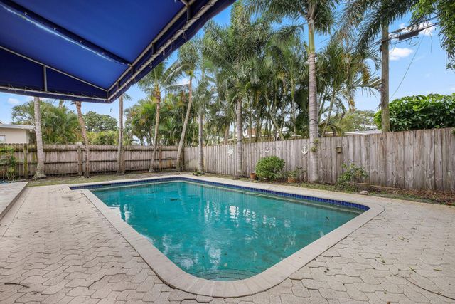 5221 NE 17th Avenue, Fort Lauderdale, FL 33334