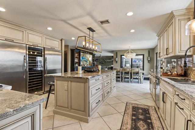 W 20844 4th Avenue, Cudjoe Key, FL 33042