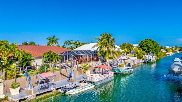 W 20844 4th Avenue, Cudjoe Key, FL 33042