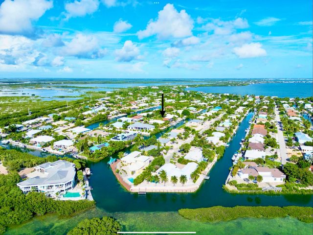 W 20844 4th Avenue, Cudjoe Key, FL 33042