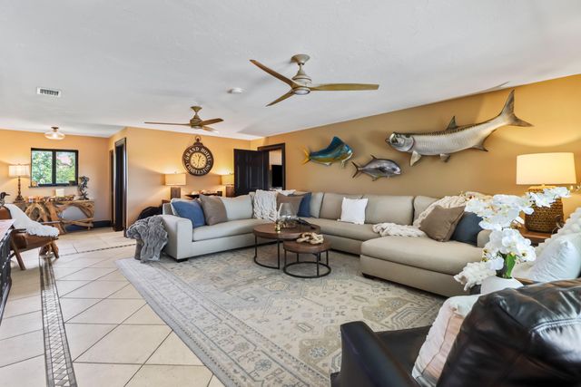 W 20844 4th Avenue, Cudjoe Key, FL 33042