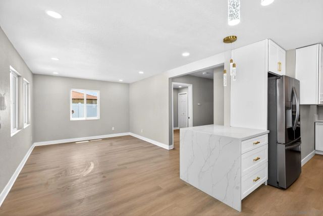 5130 Roswell St, San Diego, CA 92114
