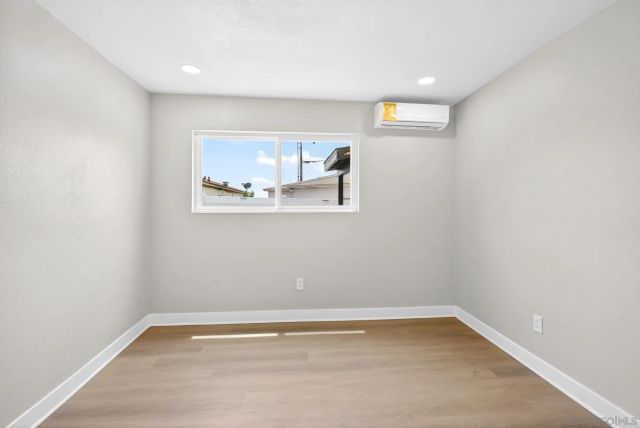 5130 Roswell St, San Diego, CA 92114