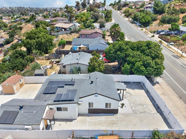 5130 Roswell St, San Diego, CA 92114