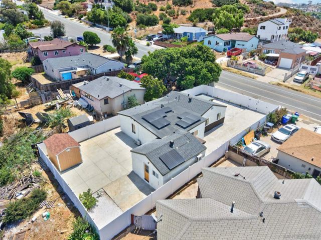 5130 Roswell St, San Diego, CA 92114