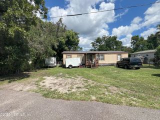 2209 LONGREENE Road N, Jacksonville, FL 32218