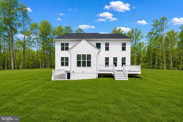 11708 CRESCENT LN, Locust Grove, VA 22508