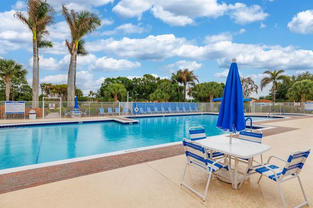 713 SW Saint Croix Cove, Port St. Lucie, FL 34986