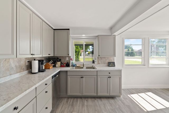 16813 E Valleyway Ave, Spokane Valley, WA 99037