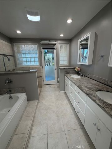 1345 Paseo Redondo, Burbank, CA 91501