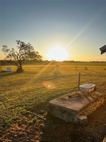 1360 County Road 137, Gatesville, TX 76528