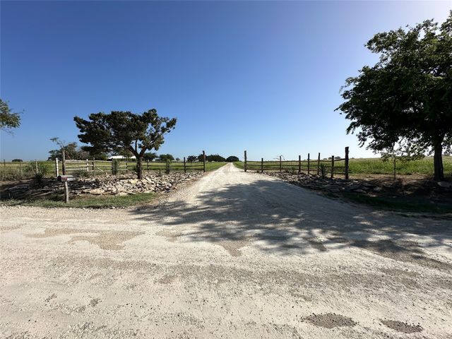 1360 County Road 137, Gatesville, TX 76528