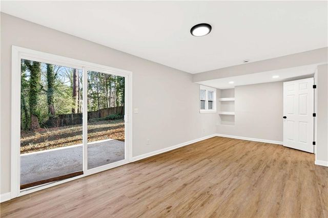 2497 Glenrock Drive, Decatur, GA 30032