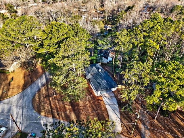 2497 Glenrock Drive, Decatur, GA 30032