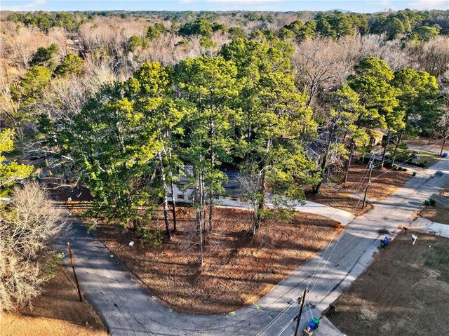 2497 Glenrock Drive, Decatur, GA 30032