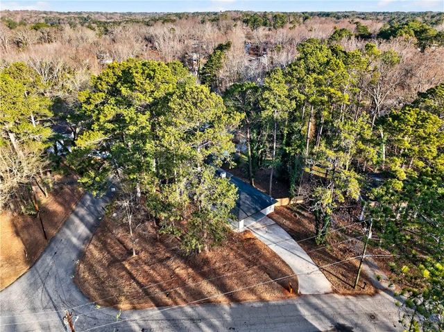 2497 Glenrock Drive, Decatur, GA 30032