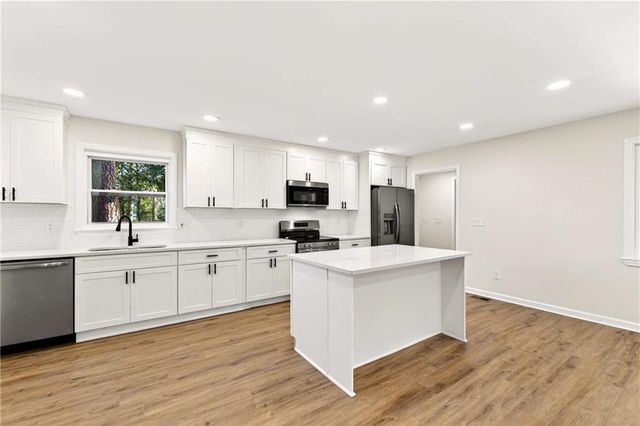 2497 Glenrock Drive, Decatur, GA 30032