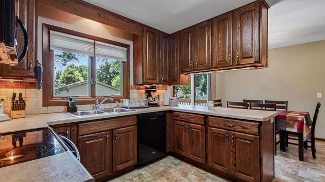 903 Pamela Place, Eau Claire, WI 54701