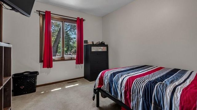 903 Pamela Place, Eau Claire, WI 54701