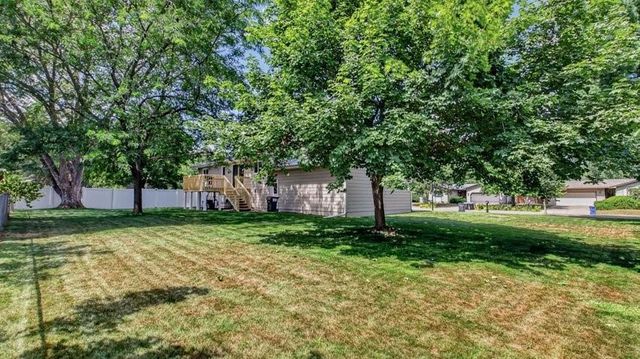 903 Pamela Place, Eau Claire, WI 54701