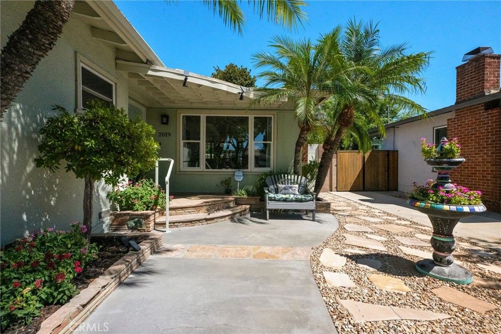 2019 Valencia, Santa Ana, CA 92706 — photo 3