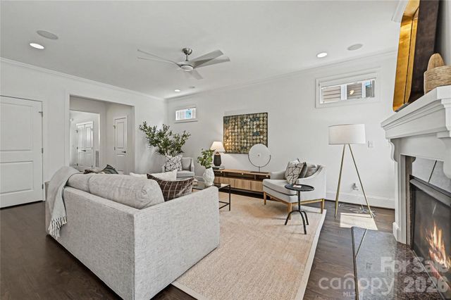 1102 Yale Place, Charlotte, NC 28209