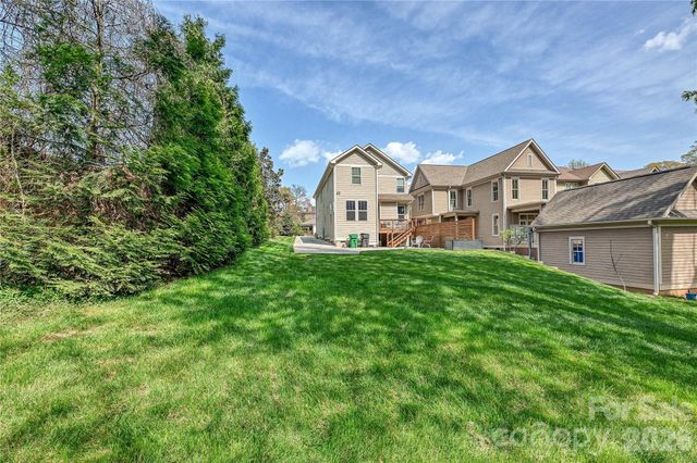 1102 Yale Place, Charlotte, NC 28209