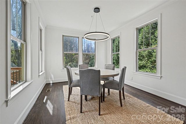 1102 Yale Place, Charlotte, NC 28209